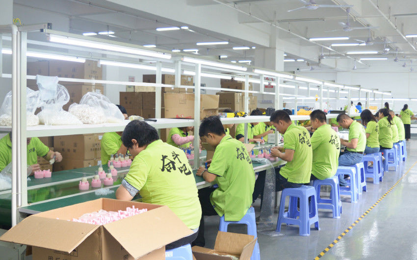 Shenzhen Xiaohongbao Technology Co., Ltd. linea di produzione del fabbricante
